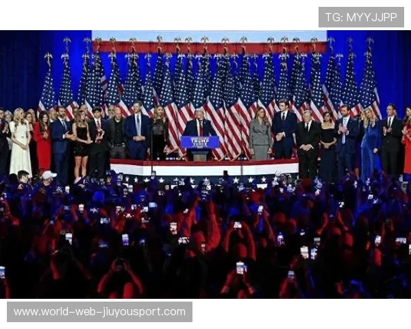 德甲历史新篇章，格里马尔多单场两粒任意球进球，马德里竞技格里兹曼